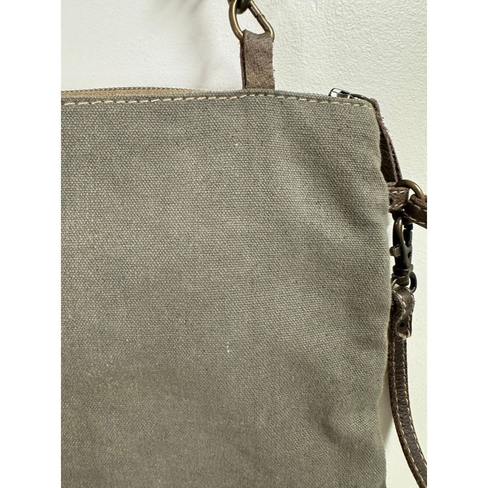Myra Beige Black Zip Cow Hair Leather Boho Western Crossbody Purse Bag - Picture 4 of 7